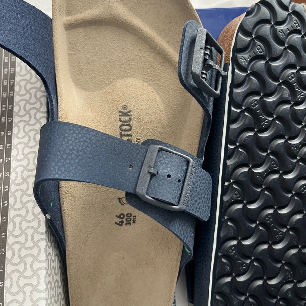 Birkenstock Men's Blue Textured Sandals